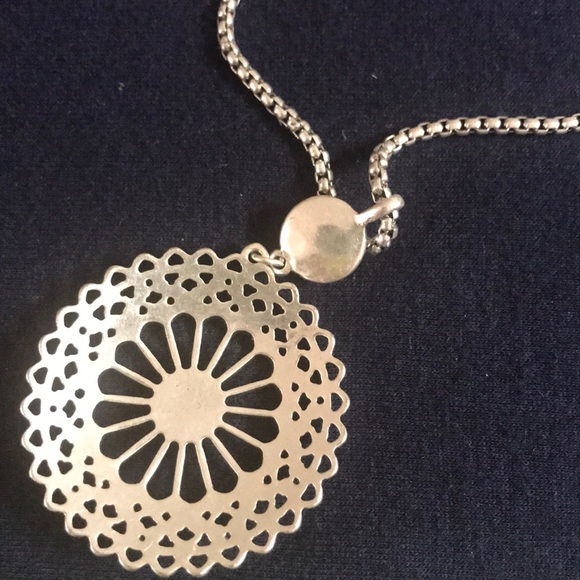 NWT silver & gray boho leather adjustable necklace - Picture 3 of 5